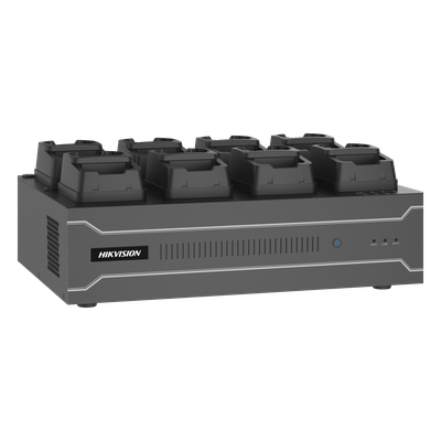 Dock Station de Escritorio con 8 Estaciones de Carga para Body Cams / Doble Interfaz de Red / 4 Bahías de HDD / Carga y Respaldo Automático / Prevención de Pérdida de Datos / Cobertura Cíclica / Reproducción d