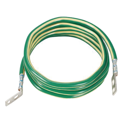 Jumper para Aterrizar Equipos, 6 AWG, con Terminal Doblada a 45 Grados (LCC6-14JAWH-L) Para Conexión a Tierra y Terminal Recta (LCC6 – 14JAW-L) Para Equipos , 2.4 m de Largo