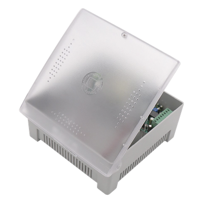 Fuente de Poder con Gabinete de 4 Salidas de 11 – 15 Vcc / 5 Amper / Soporta Batería de Respaldo / Voltaje de Entrada: 96 – 264 Vca / Soporta Protección contra Sobrecorriente de Salida, Protección contra Cortocircuito /