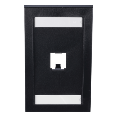 Placa de Pared Vertical Ejecutiva, Salida de 1 Puerto Mini-Com, Con Espacios Para Etiquetas, Color Negro