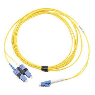 Jumper de Fibra Óptica Monomodo (OS2), XGLO, LC/UPC-SC/UPC Duplex, OFNR, Color Amarillo, 10 Metros (32.81 Pies)