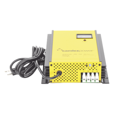 Cargador de Baterías de Plomo Ácido 24 Volts, 15 A / Bancos de 100 a 200 Ah